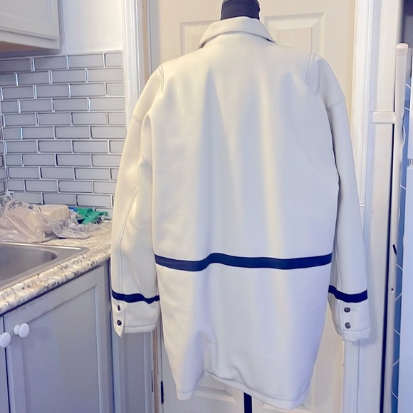 South Pole, quarter length coat, size med, cream color, blue trim, gray lining, - Picture 5 of 10